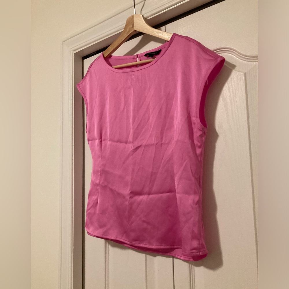 Banana Republic satin top, size S